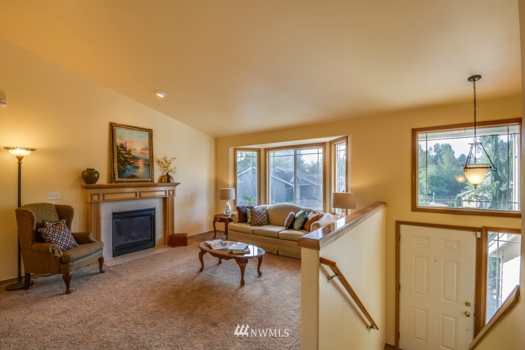 24203 13th Place West Bothell, WA 98021 - Photo 4 of 19