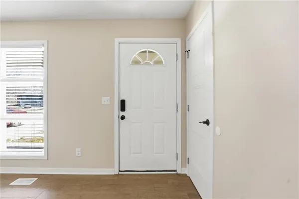 $385,000 | 8018 Nall Avenue, Prairie Village, KS 66208