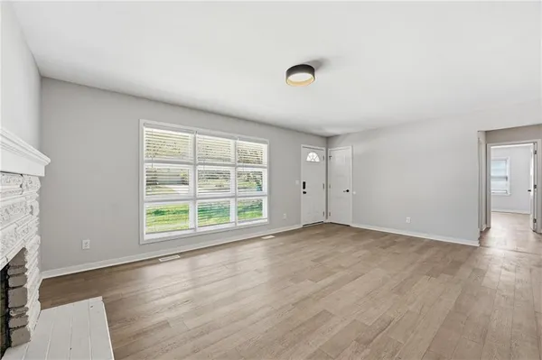$385,000 | 8018 Nall Avenue, Prairie Village, KS 66208