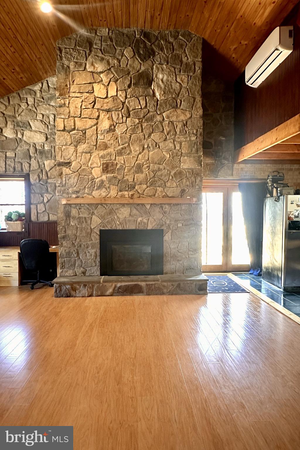 8640 Hensingersville Road Alburtis, PA 18011 - Photo 9 of 32