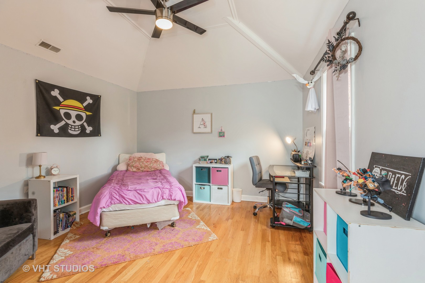 1469 Burr Oak Road Homewood, IL 60430 - Photo 14 of 24 a bedroom with bed and a couch