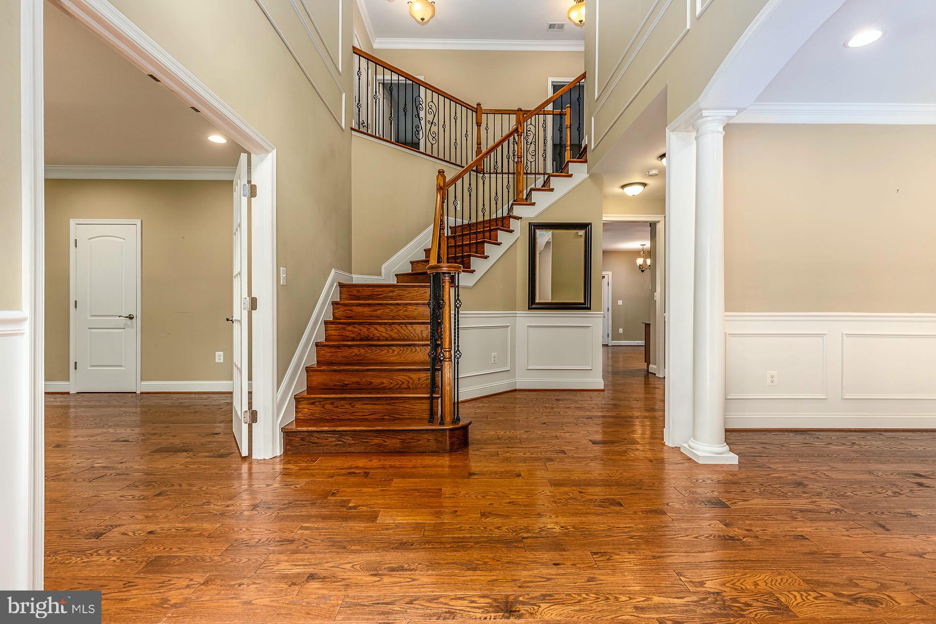 11932 Waples Mill Road Oakton, VA 22124 - Photo 3 of 64