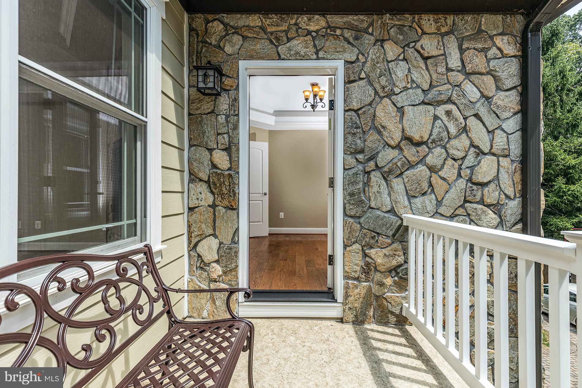 11932 Waples Mill Road Oakton, VA 22124 - Photo 24 of 64