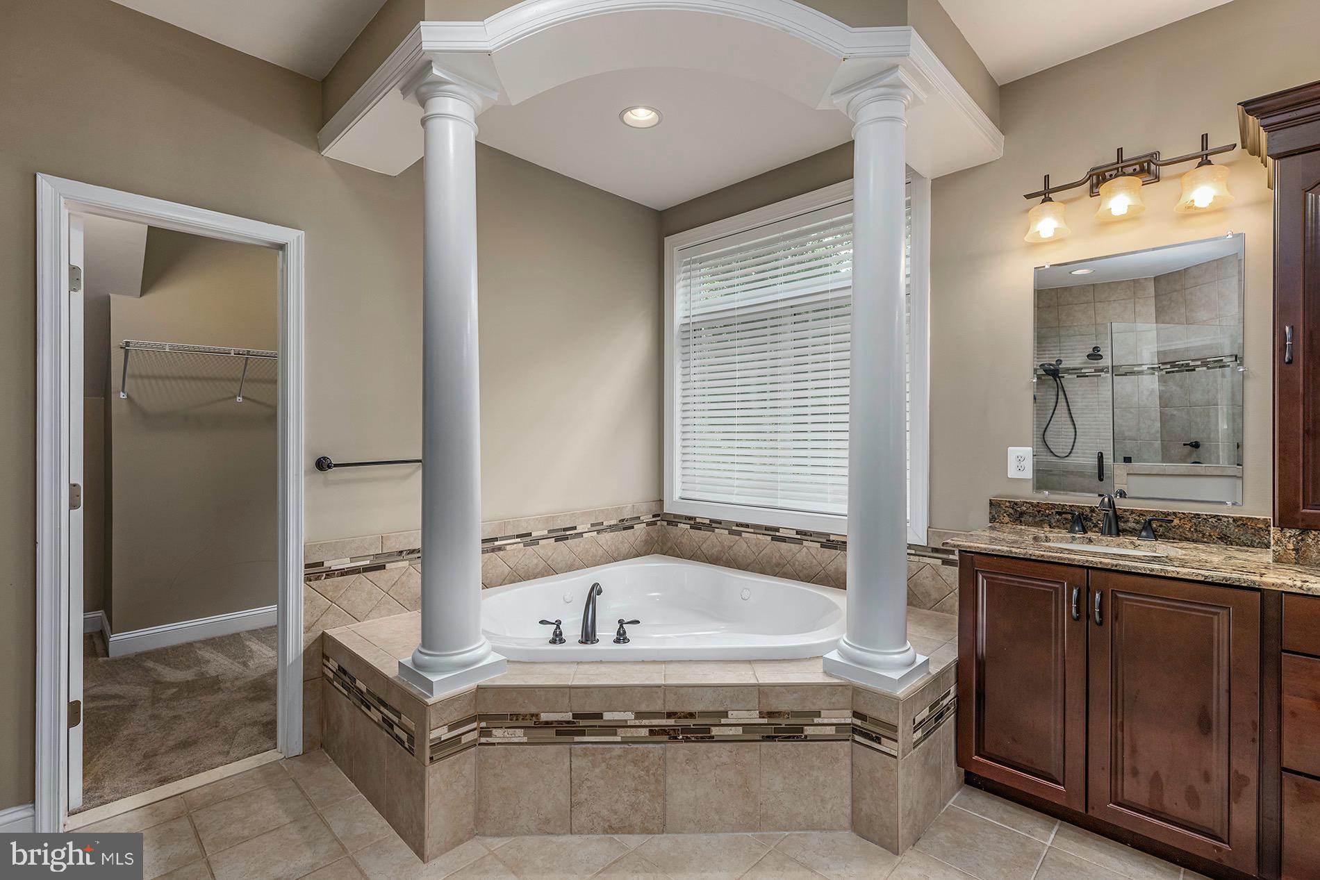 11932 Waples Mill Road Oakton, VA 22124 - Photo 25 of 64