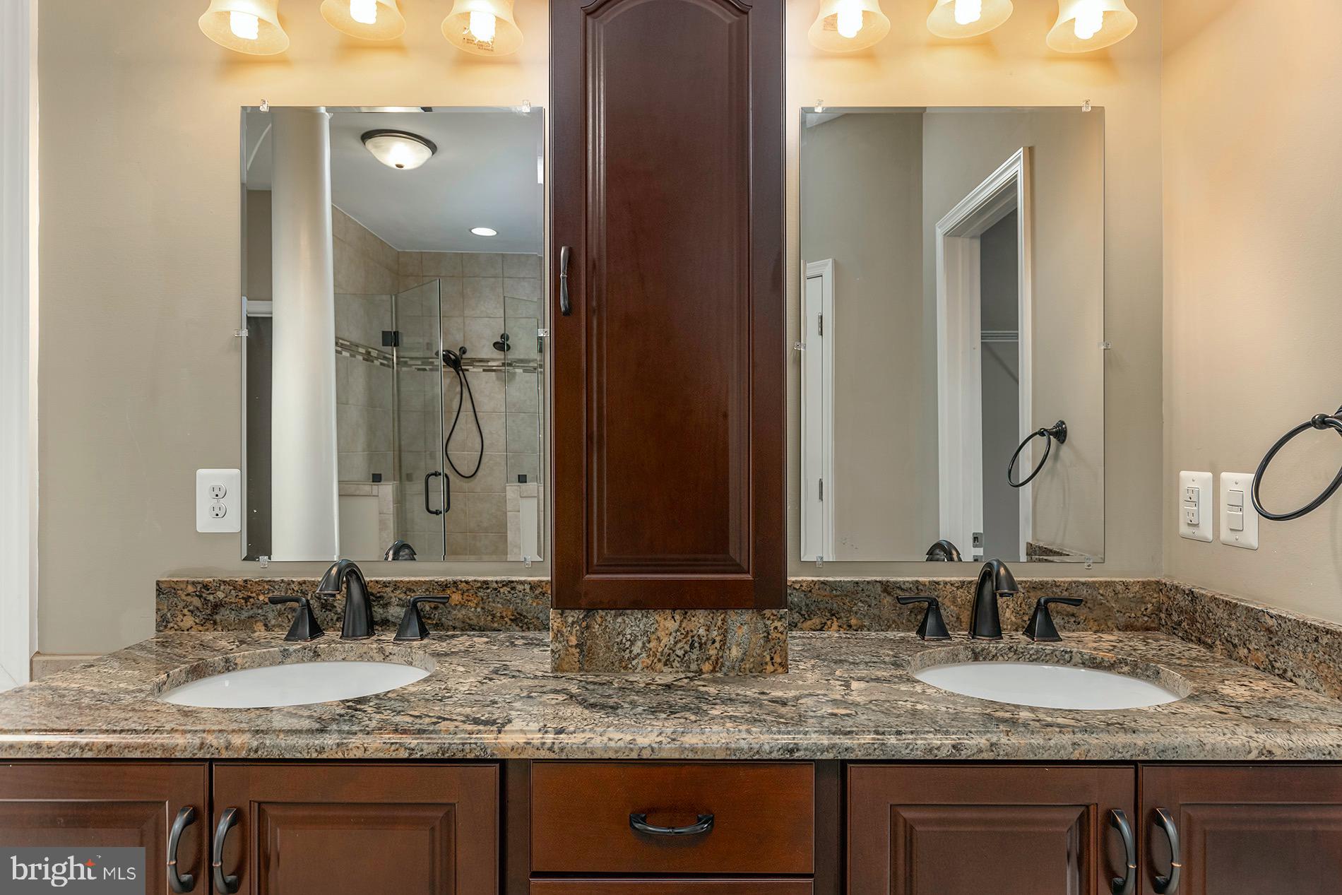 11932 Waples Mill Road Oakton, VA 22124 - Photo 27 of 64