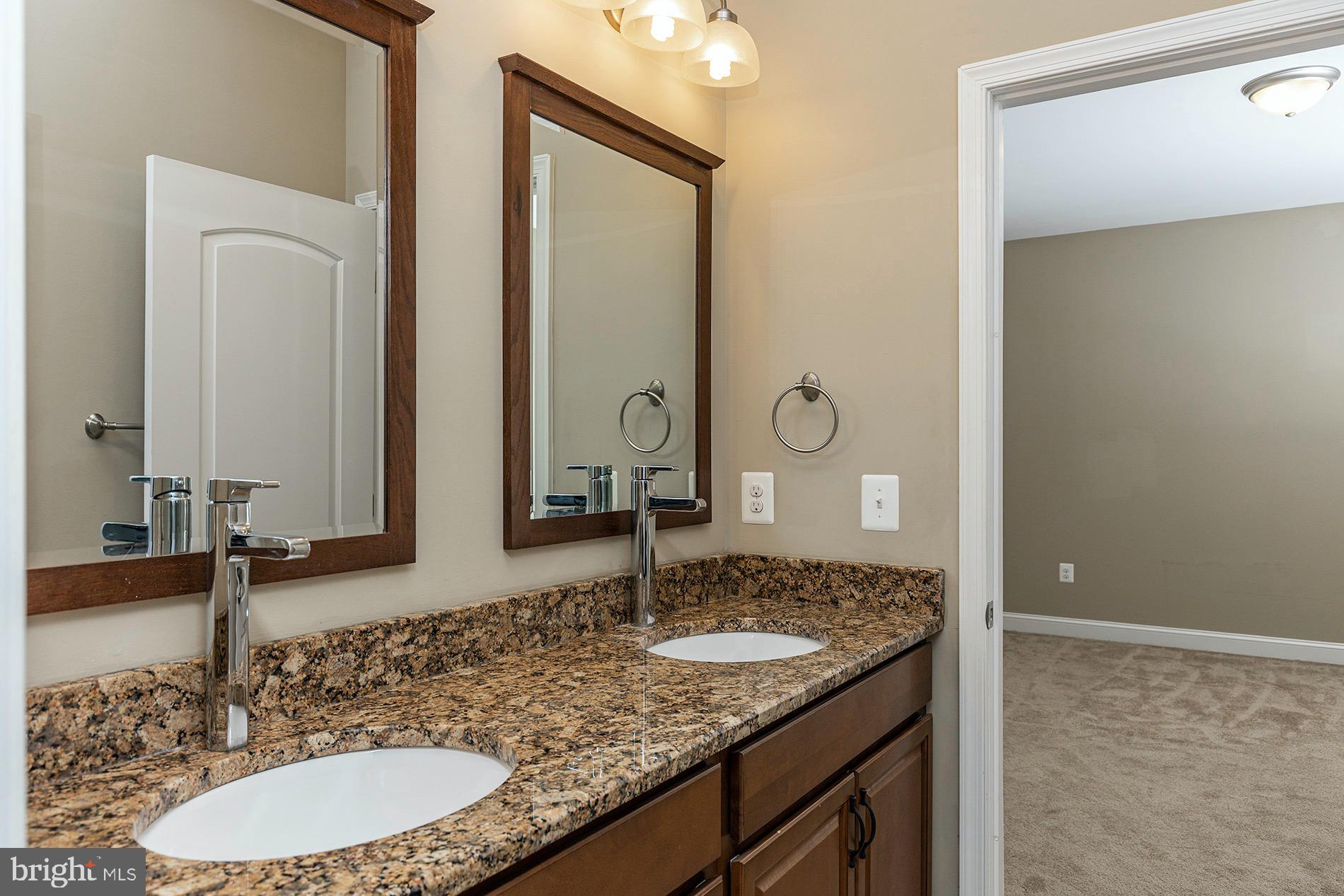 11932 Waples Mill Road Oakton, VA 22124 - Photo 34 of 64