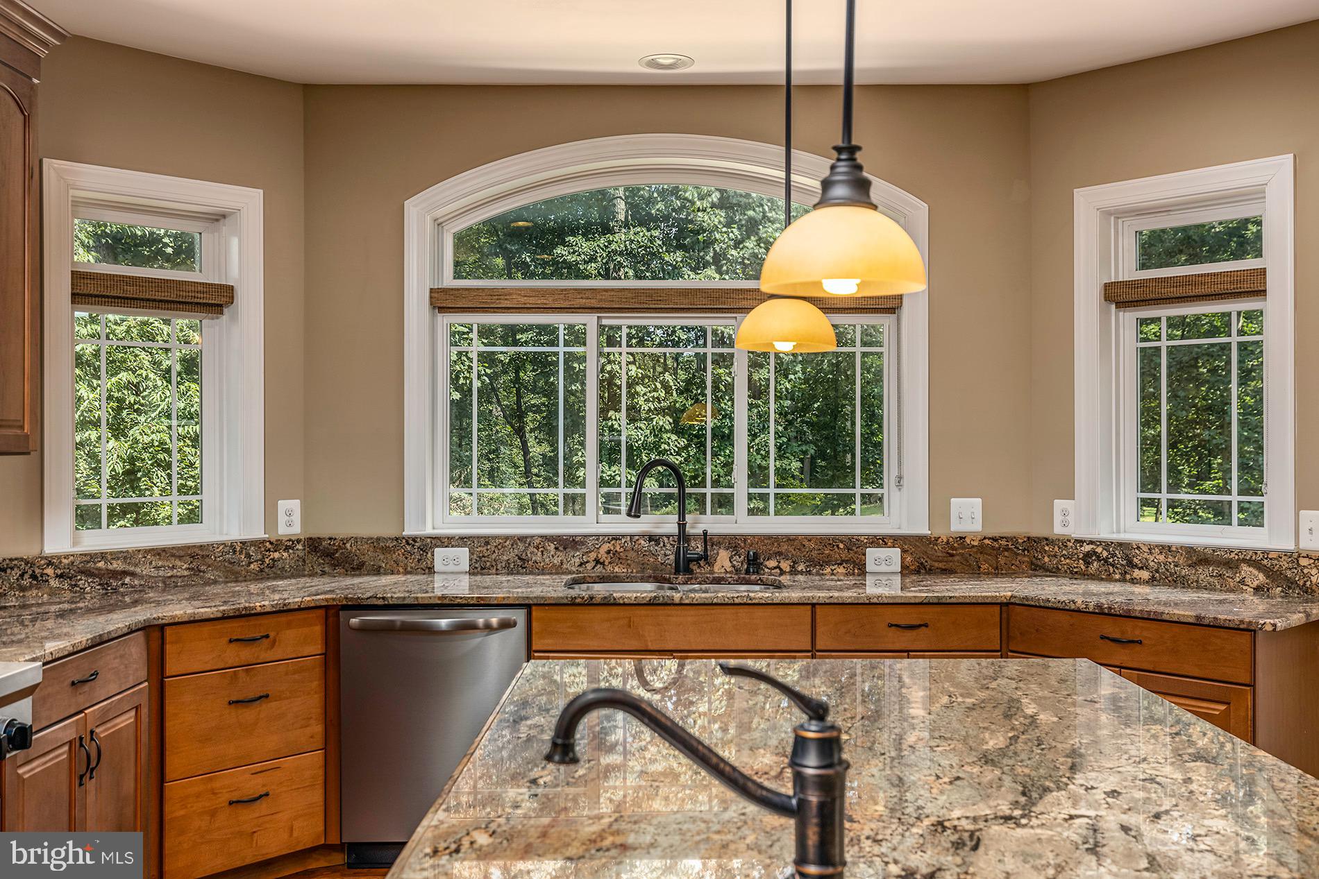 11932 Waples Mill Road Oakton, VA 22124 - Photo 9 of 64