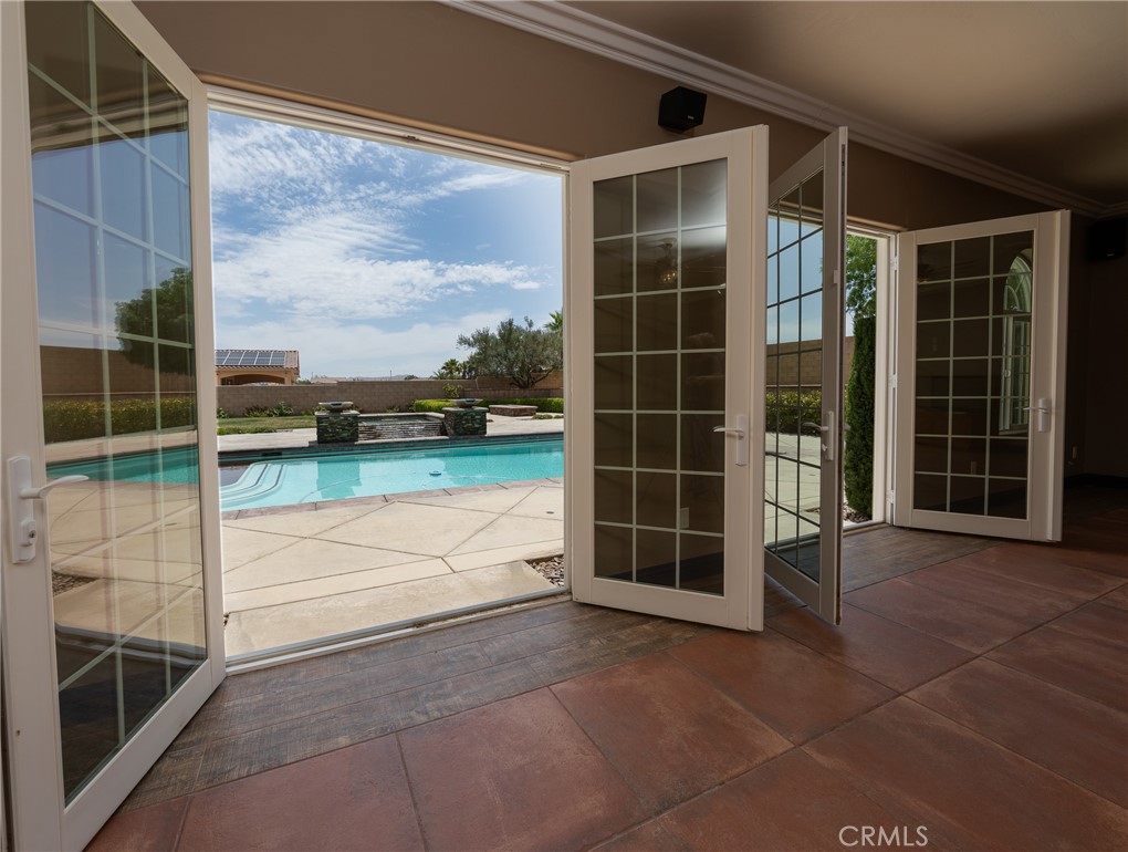 125 West Franklin Avenue Ridgecrest, CA 93555 - Photo 29 of 32 a view of a glass door with glass windows