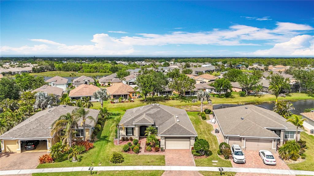 5384 Layton Drive Venice, FL 34293 - Photo 3 of 33