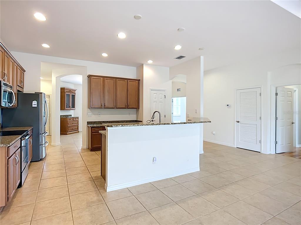 5384 Layton Drive Venice, FL 34293 - Photo 7 of 33