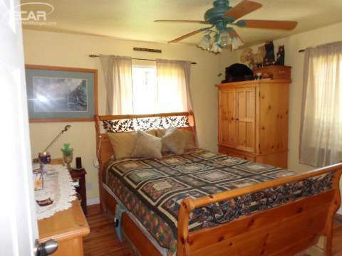 10398 South Duffield Road Montrose, MI 48457 - Photo 7 of 13 20449167-6.JPG