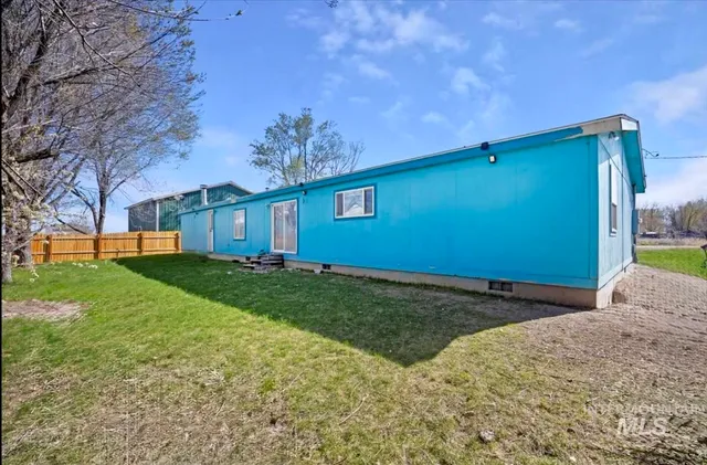 $265,000 | 1516 North 2290th Street East, Rogerson, ID 83302