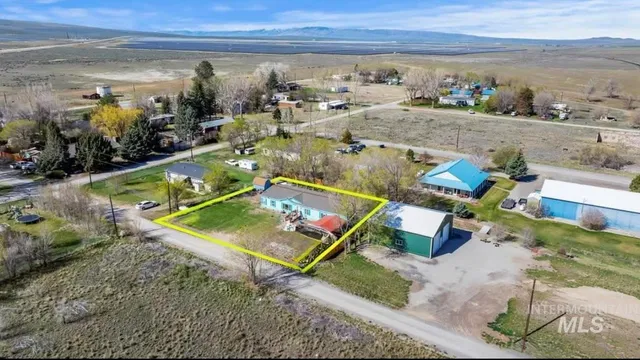 $265,000 | 1516 North 2290th Street East, Rogerson, ID 83302