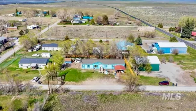 $265,000 | 1516 North 2290th Street East, Rogerson, ID 83302