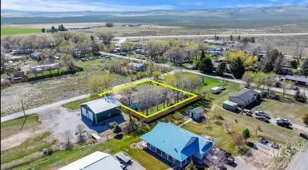 $250,000 | 1516 North 2290th Street East, Rogerson, ID 83302