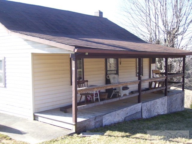226 Old Ridge Road Crumpler, NC 28617 - Photo 2 of 8 Gallery Image 2