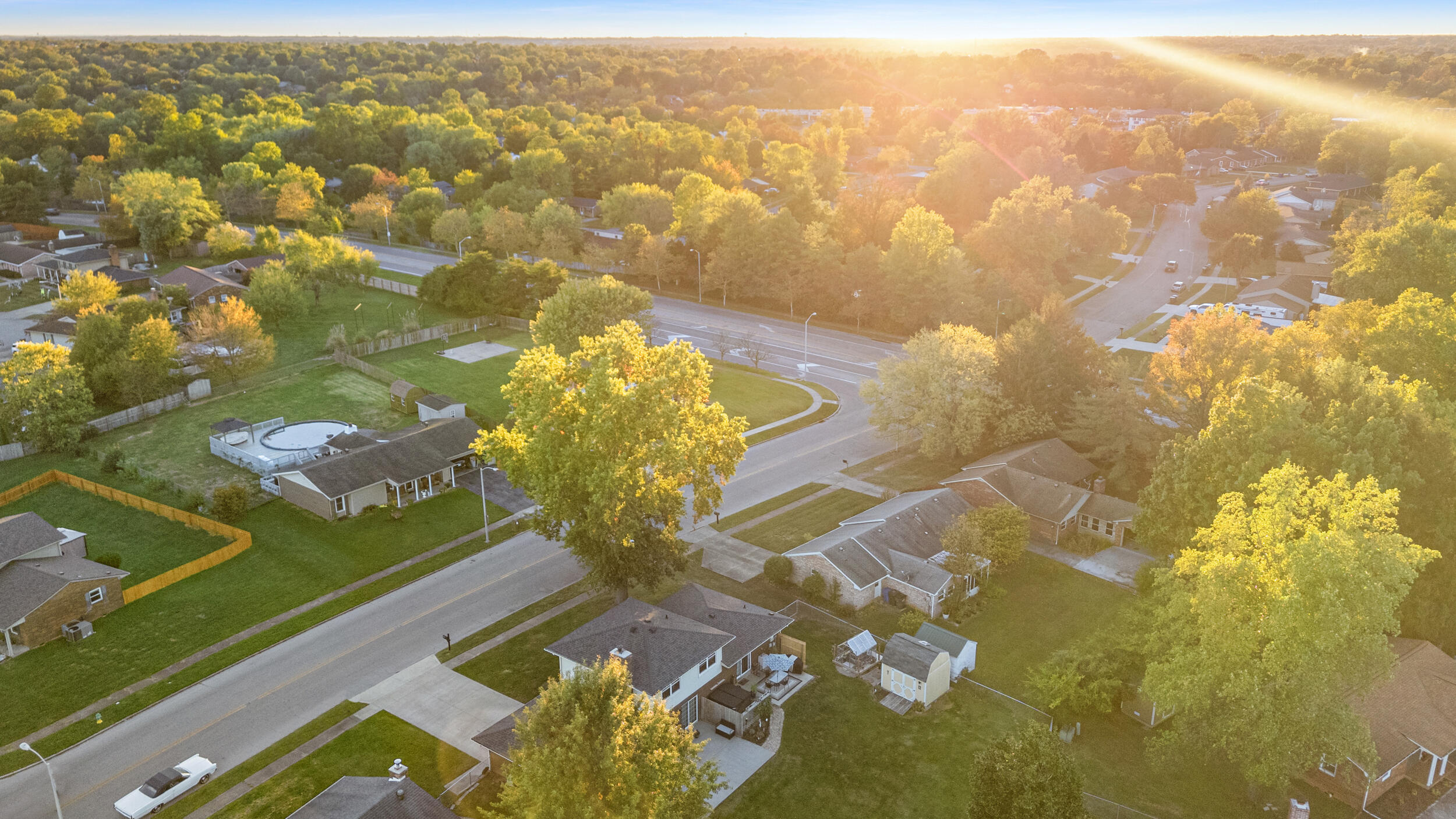 653 Squires Road Lexington, KY 40515 - Photo 38 of 40 dji_20251016154526_0016_d