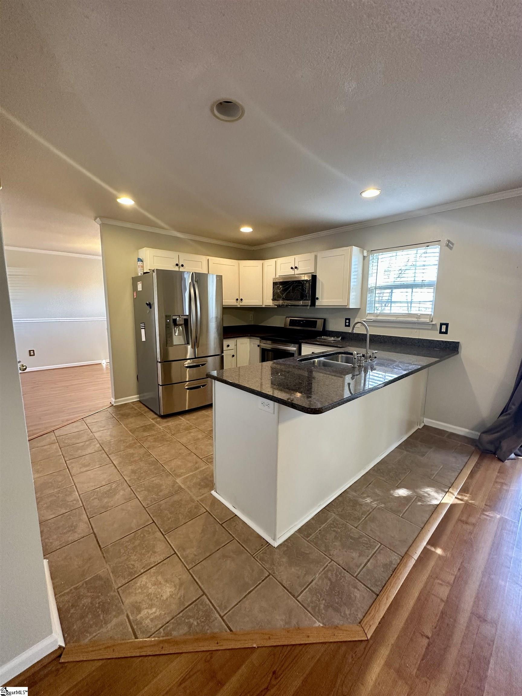 1 Kingscreek Drive Greer, SC 29650 - Photo 7 of 28