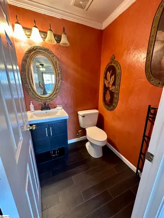 $2,250 | 1 Kingscreek Drive, Greer, SC 29650