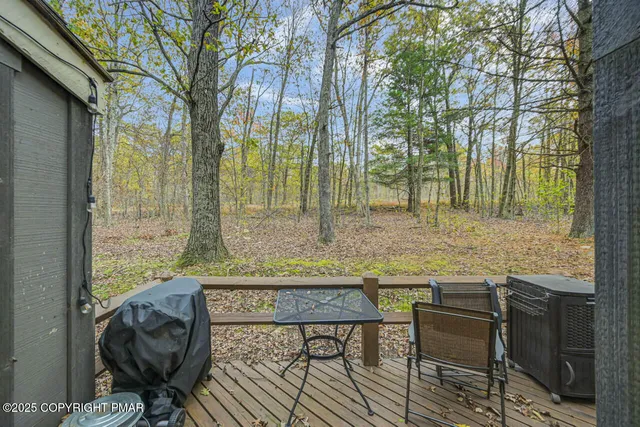 a view of outdoor space yard and patio