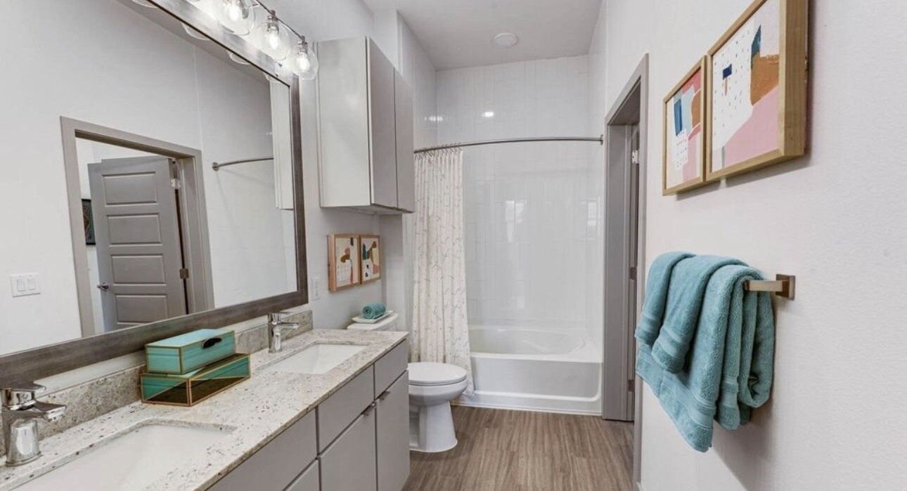 9330 South Main Street, Unit 102 Houston, TX 77025 - Photo 3 of 4