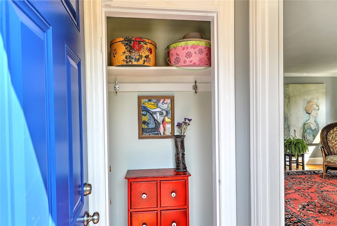 23 Haddon Hill Road Cranston, RI 02905 - Photo 3 of 40 Gallery Image 3