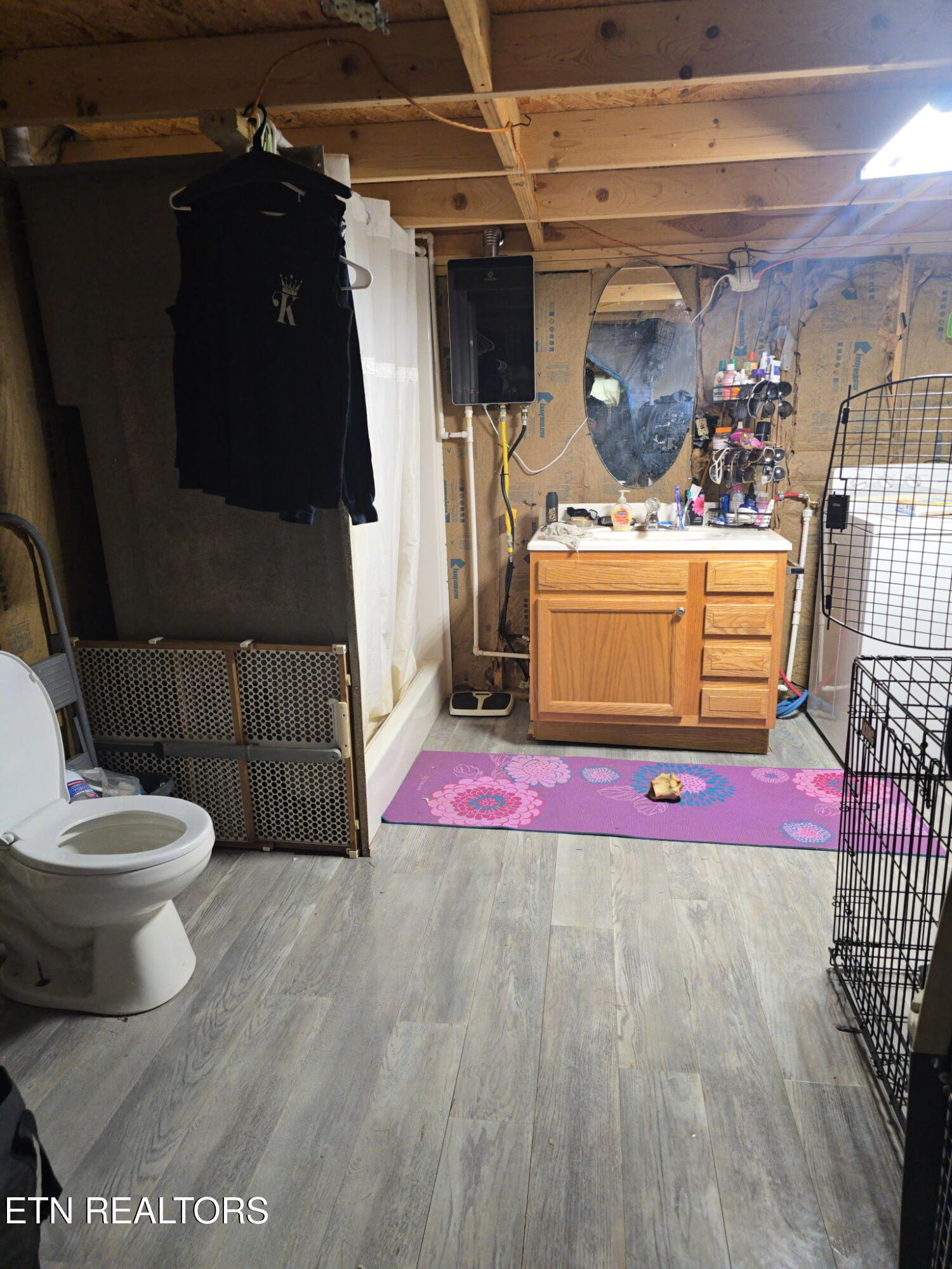 145 Shelton Lane Oneida, TN 37841 - Photo 15 of 18 eb1ab537-4c2a-480e-a822-8d3e35199e61