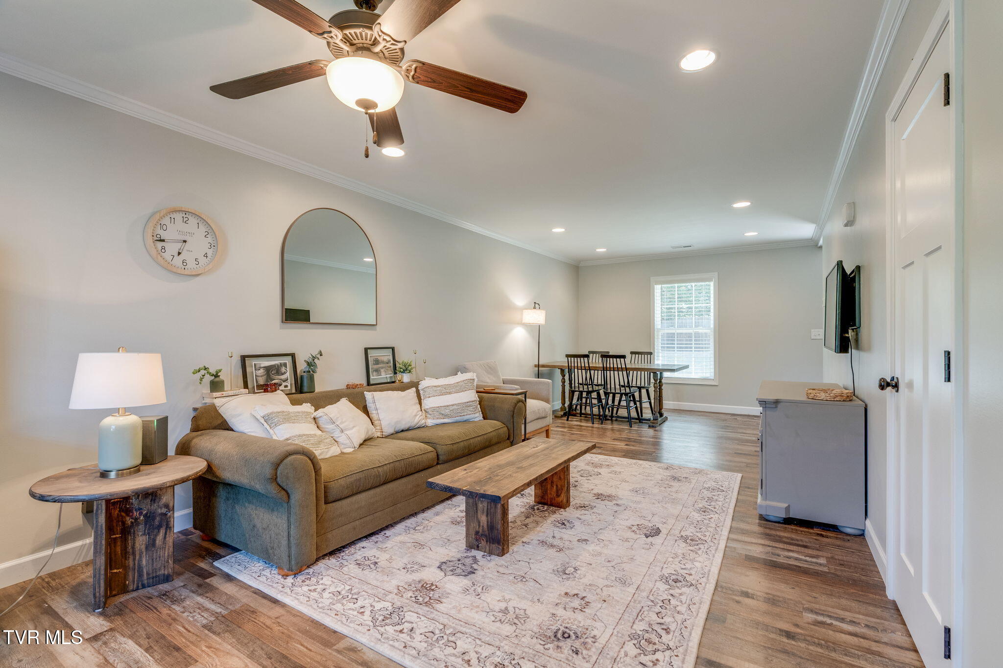262 Ridge Pointe Johnson City, TN 37604 - Photo 3 of 26 004