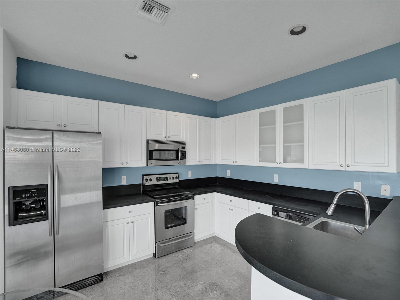 1666 Southwest 154th Path Miami, FL 33185 - Photo 10 of 84 Gallery Image 10