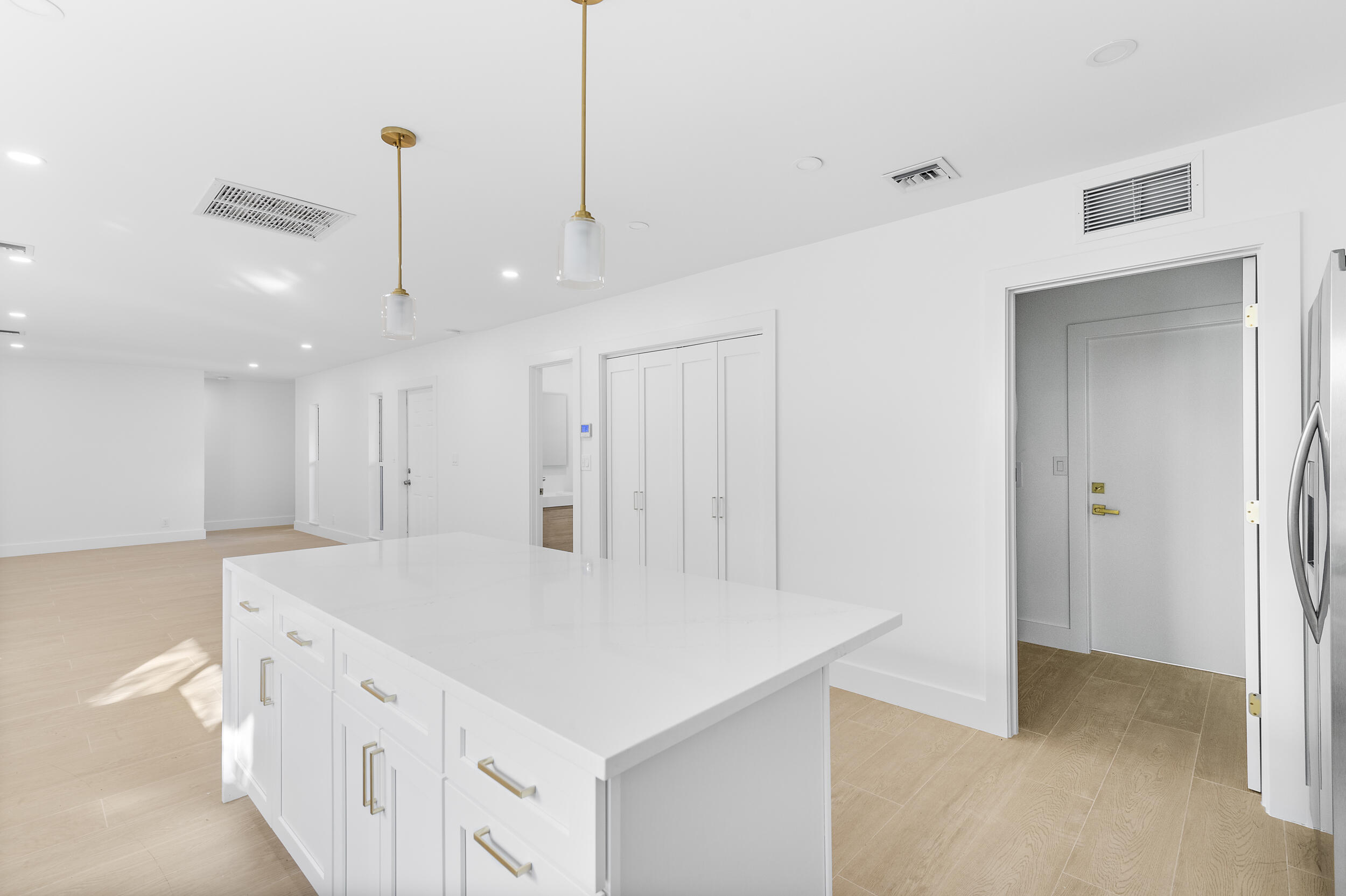 4894 Sugar Pine Drive Boca Raton, FL 33487 - Photo 16 of 39 16_dsc_4571