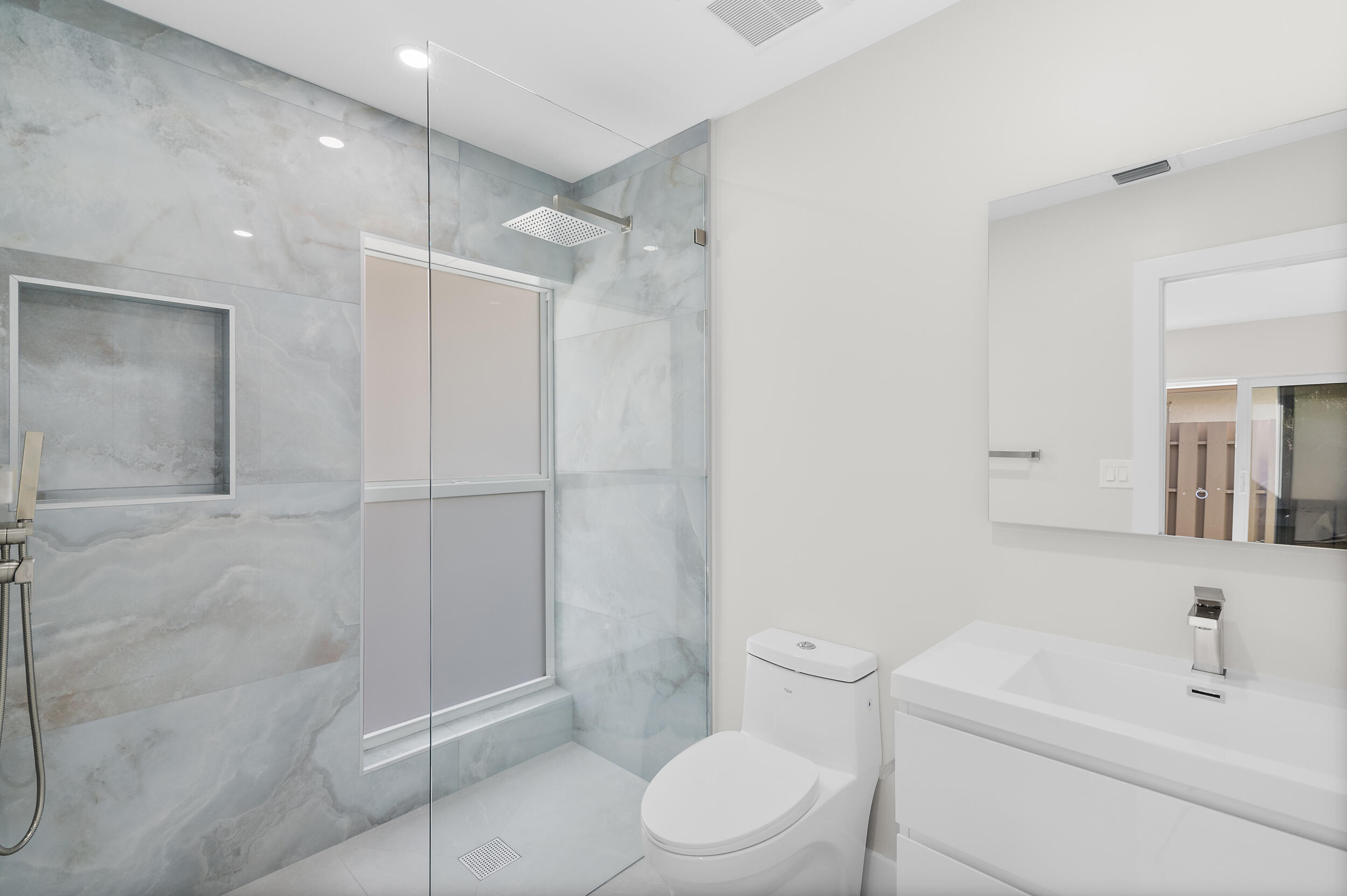 4894 Sugar Pine Drive Boca Raton, FL 33487 - Photo 19 of 39 19_dsc_4586