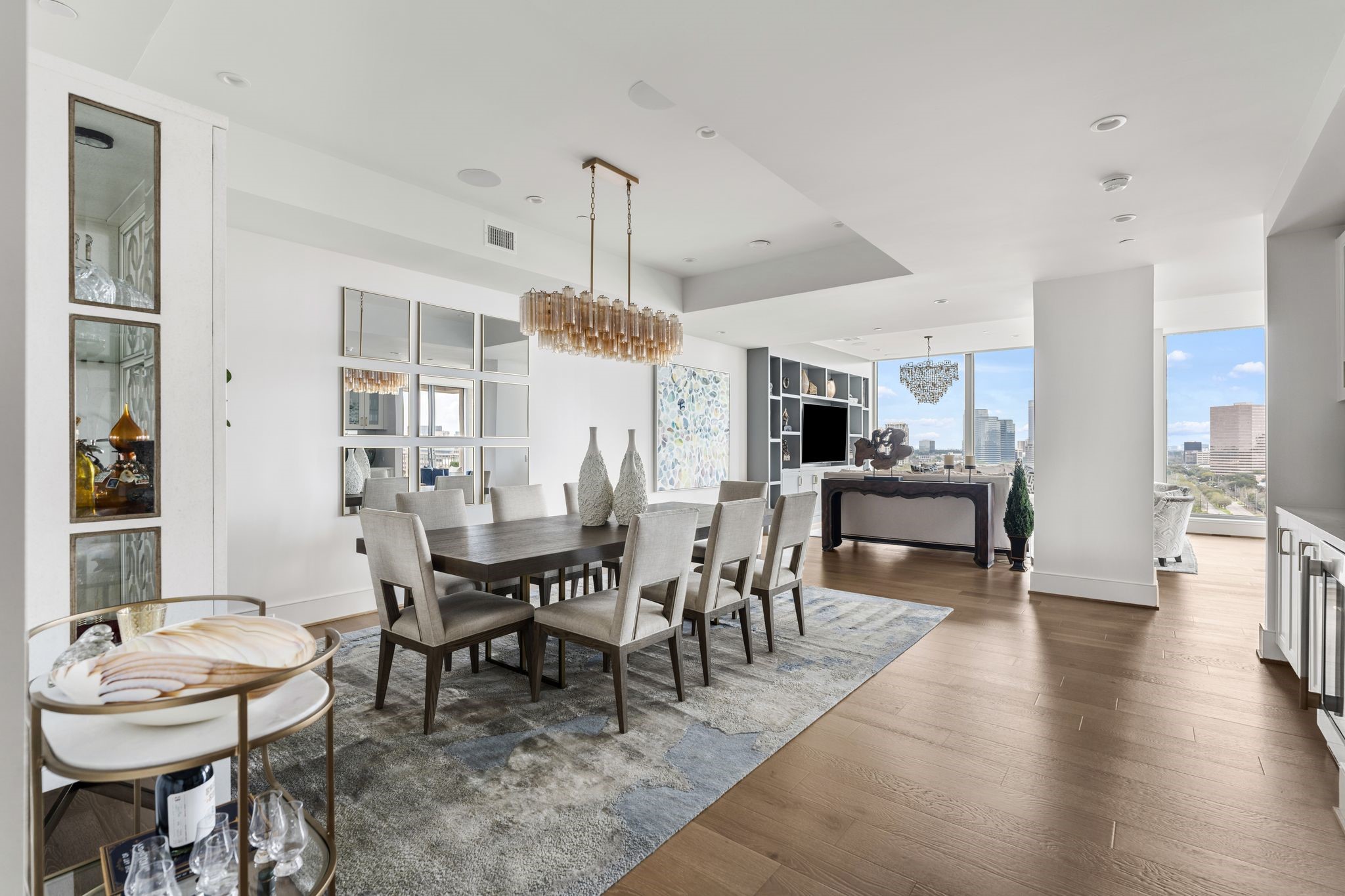 5656 San Felipe Street, Unit 1401 Houston, TX 77056 - Photo 5 of 40 a view of a dining room with furniture
