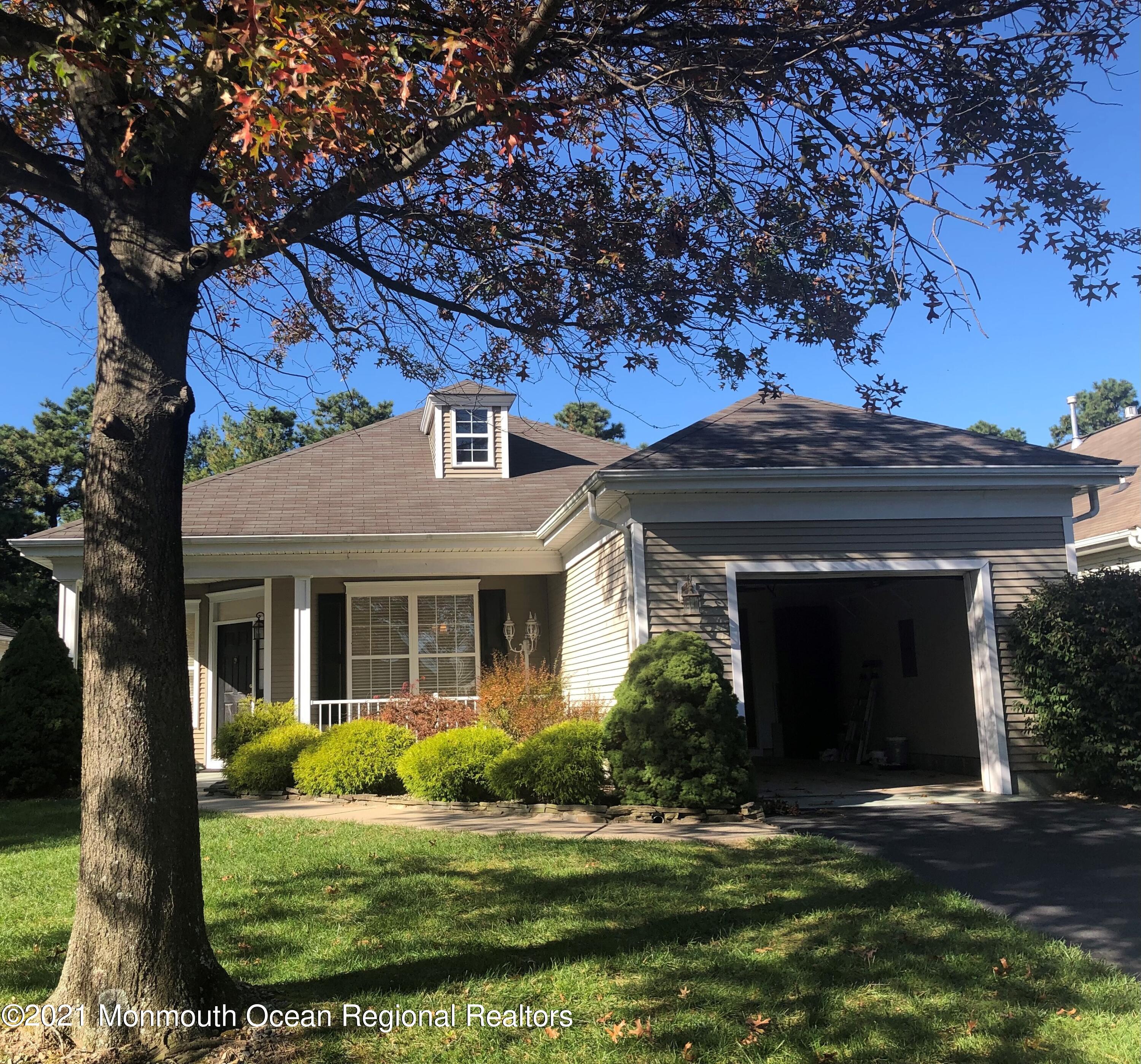52 Silverside Road Lakewood, NJ 08701 - Photo 4 of 20 4