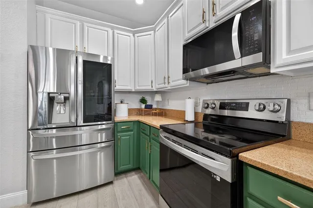 $275,000 | 311 Morning Rain Place, Valrico, FL 33594