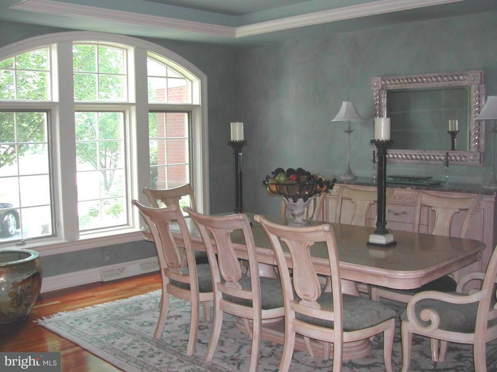 1041 Bluestone Drive Lititz, PA 17543 - Photo 18 of 40 Gallery Image 18