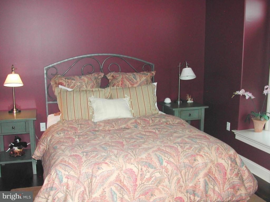 1041 Bluestone Drive Lititz, PA 17543 - Photo 23 of 40 Gallery Image 23