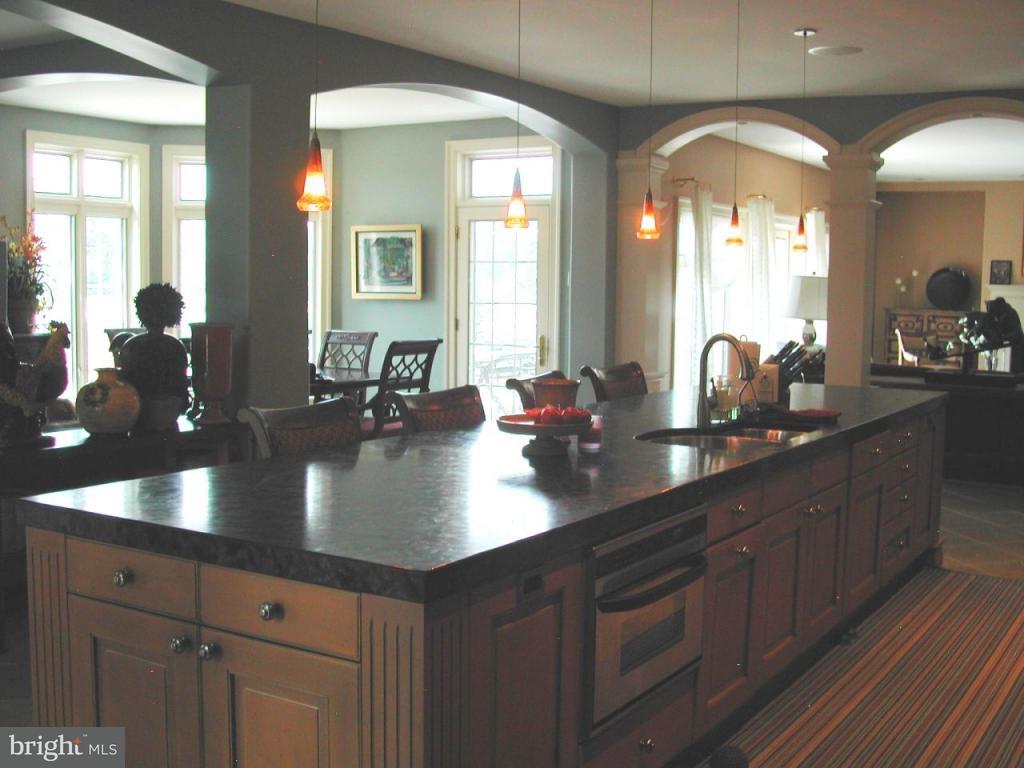 1041 Bluestone Drive Lititz, PA 17543 - Photo 34 of 40 Gallery Image 34