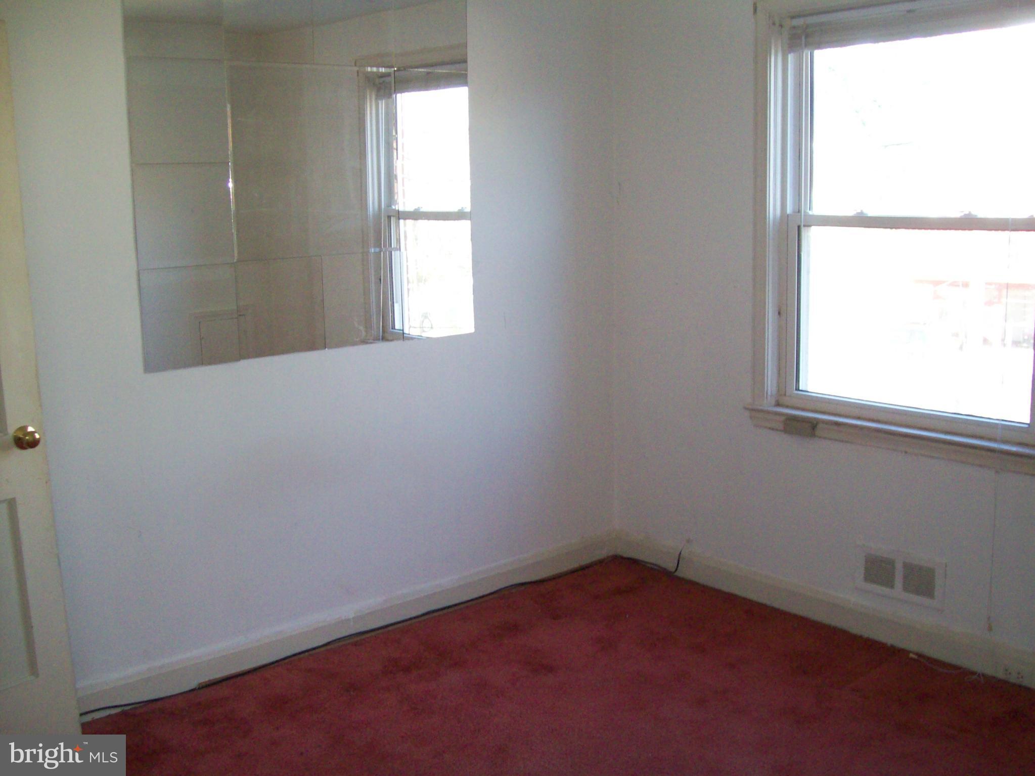 4428 Eldone Road Baltimore, MD 21229 - Photo 9 of 10 Bedroom