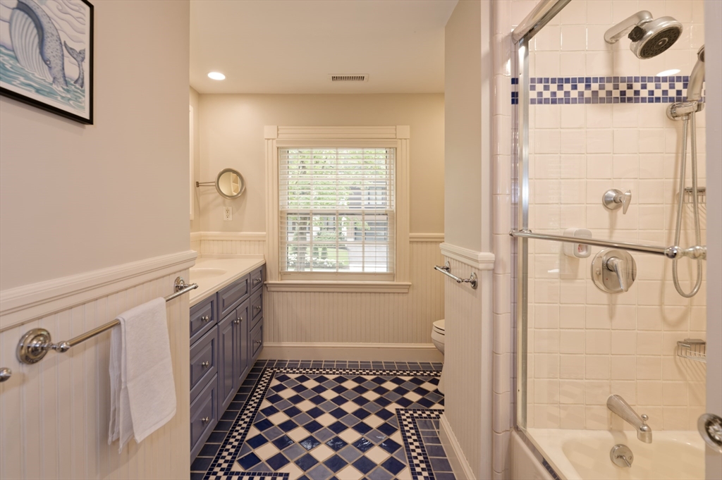 133 Arnold Road Newton, MA 02459 - Photo 19 of 42
