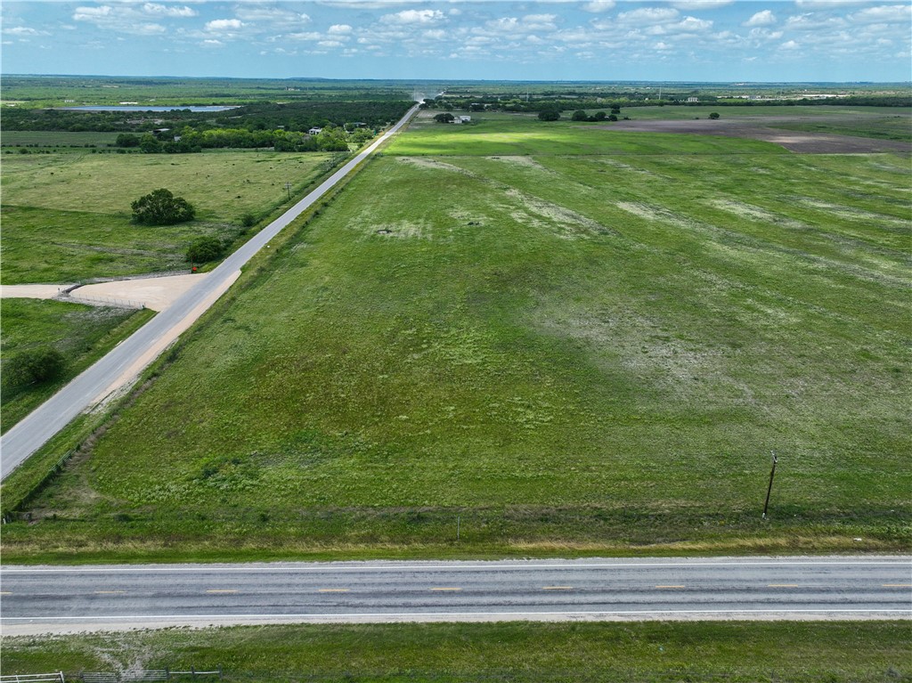 Tr 1 Fm 882 Kenedy, TX 78119 - Photo 8 of 8 a view of a field of an ocean