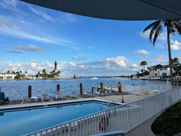 $250,000 | 2508 Bay Drive, Pompano Beach, FL 33062
