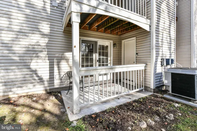 $2,200 | 8616 Shadwell Drive, Unit 63, Alexandria, VA 22309