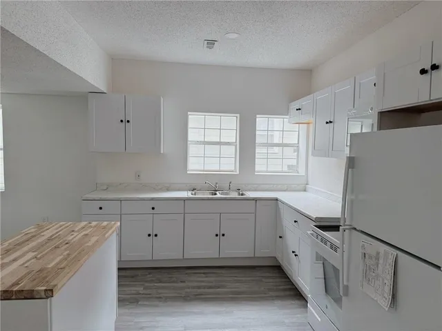 $156,000 | 611 West 3rd Street, Coffeyville, KS 67337