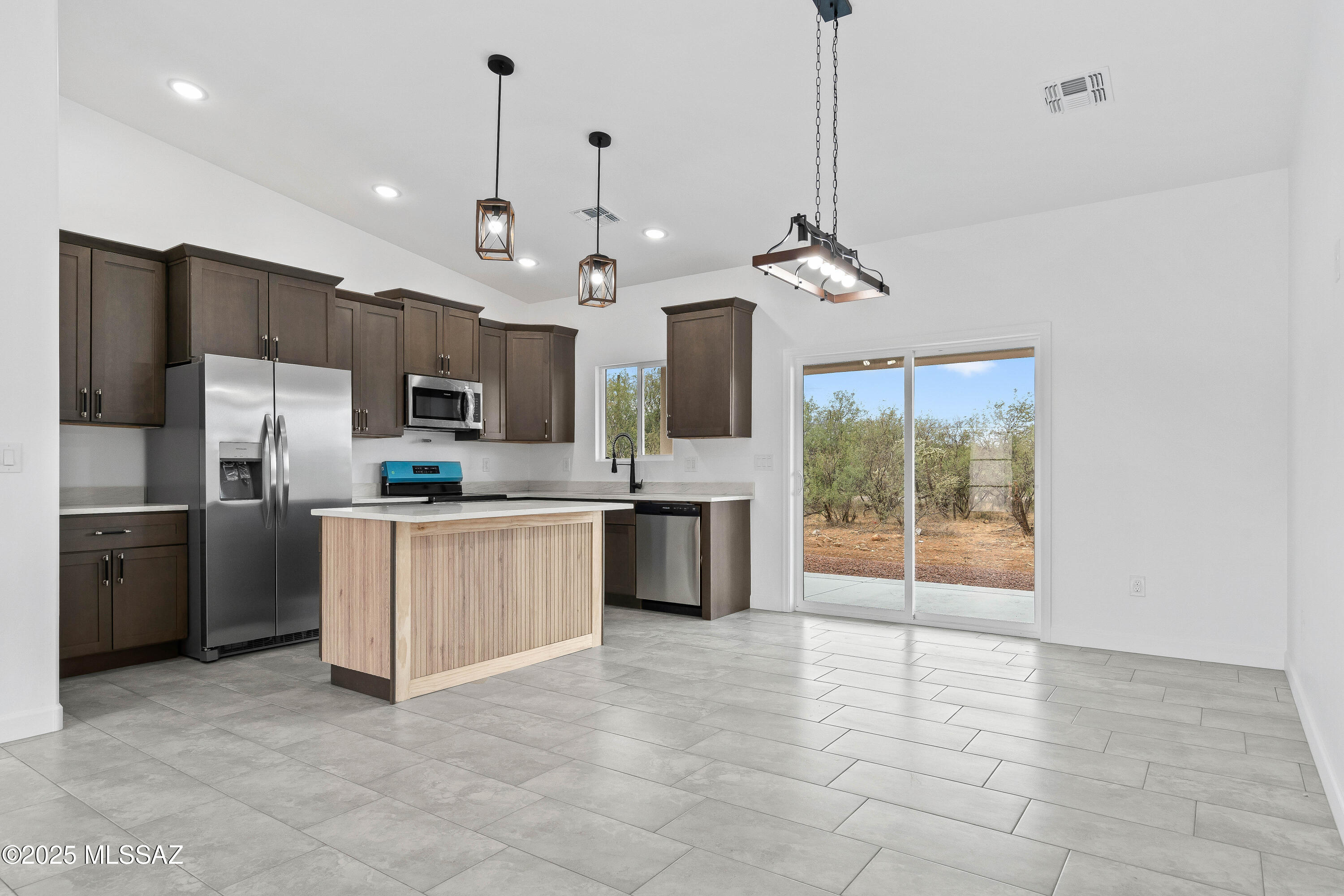 146 Camino Josefina Rio Rico, AZ 85648 - Photo 11 of 30