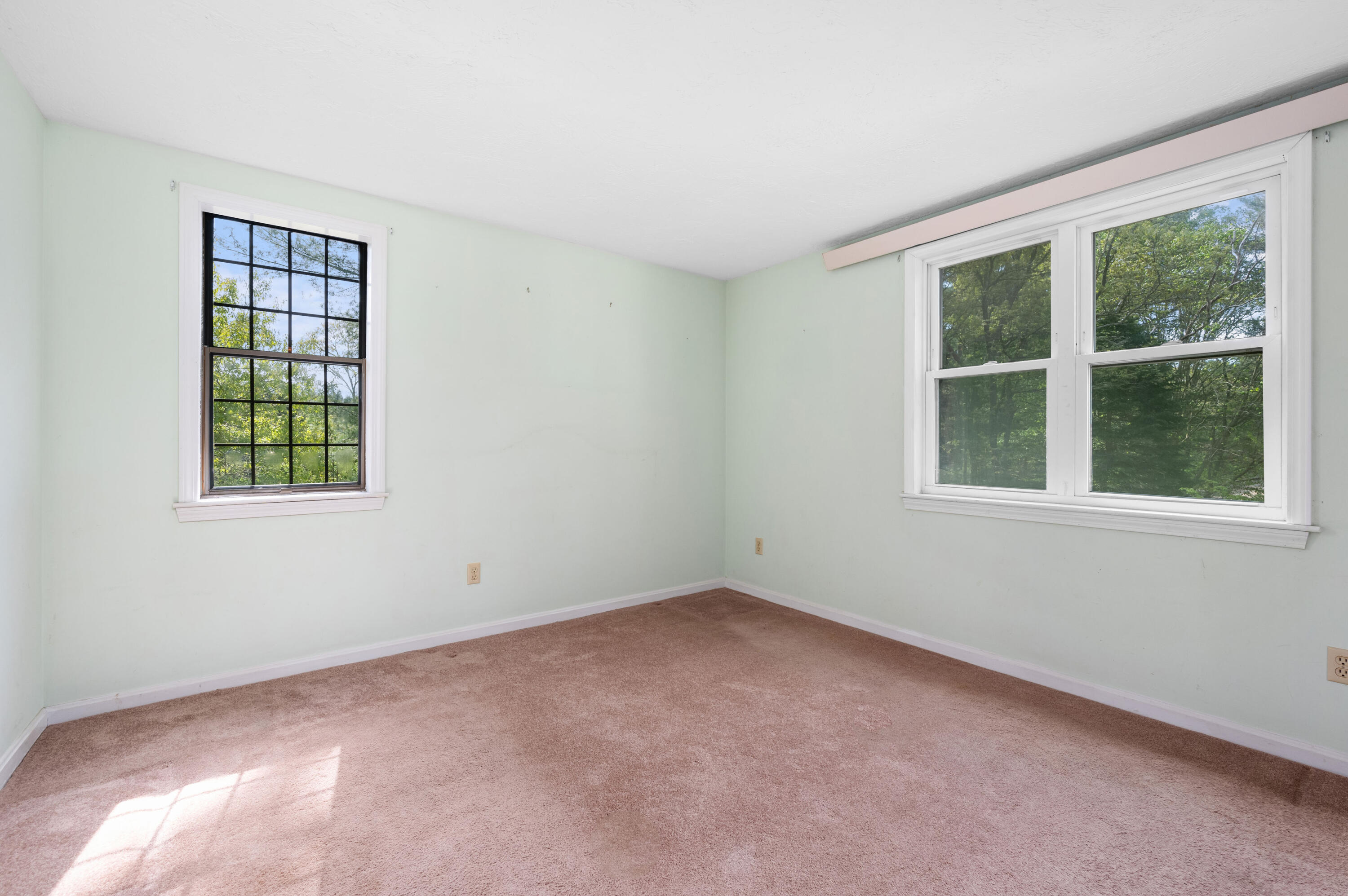 80 J B Drive Marstons Mills, MA 02648 - Photo 12 of 27 an empty room with a window