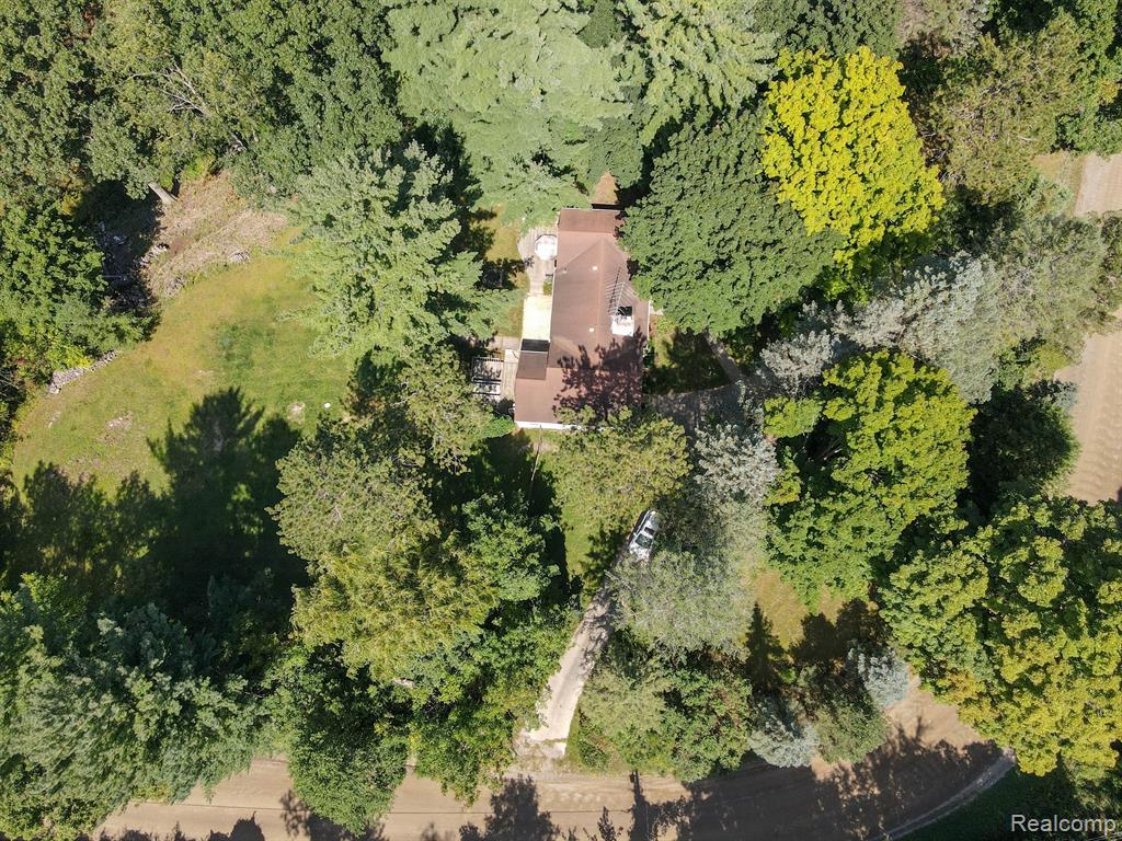 780 West Leonard Road Leonard, MI 48367 - Photo 7 of 23