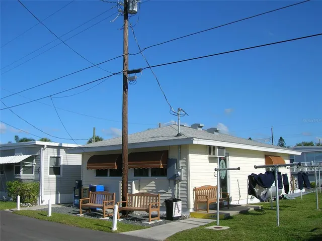 $289,000 | 2601 Gulf Drive North, Unit B16, Bradenton Beach, FL 34217