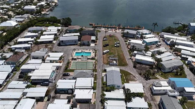 $289,000 | 2601 Gulf Drive North, Unit B16, Bradenton Beach, FL 34217