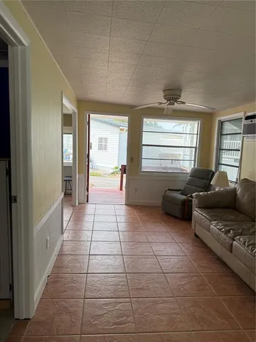 $289,000 | 2601 Gulf Drive North, Unit B16, Bradenton Beach, FL 34217