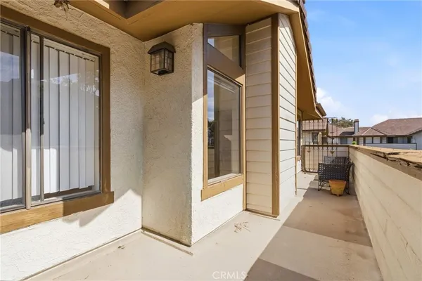 $795,000 | 2571 Plaza Del Amo, Unit 301, Torrance, CA 90503